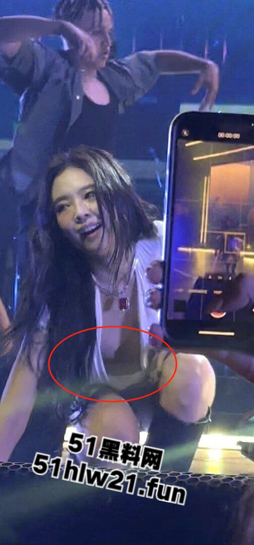 舞台截图3