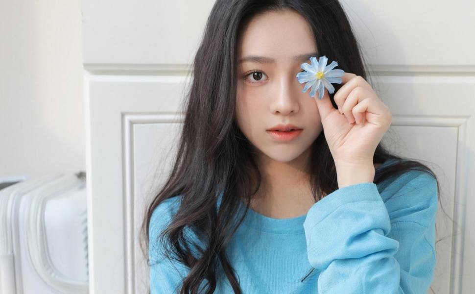 时间线复盘：抖音网红虚岁石榴带梅毒约炮事件，从甜美少女到“生化武器”，换号重来仍被扒皮