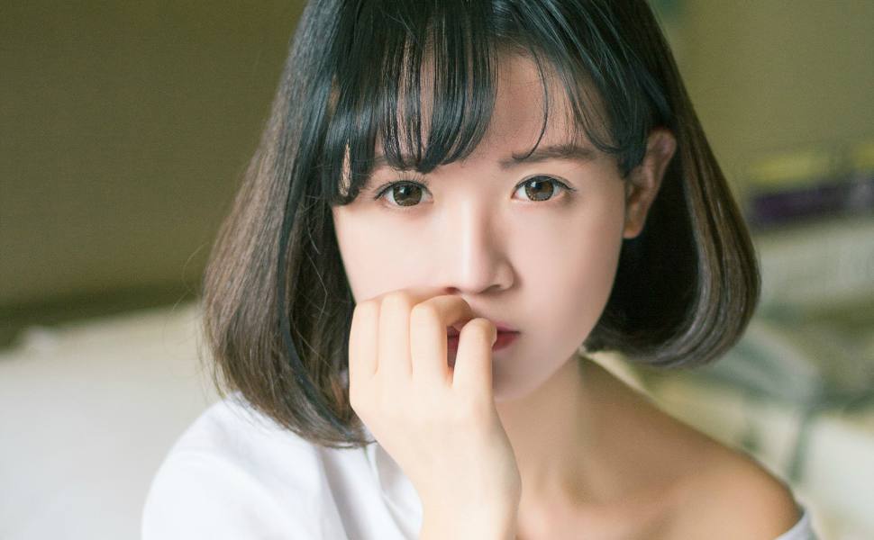 上海最美女友宁美琴私密影片曝光：高冷人设崩塌，床上淫荡反差引爆热议